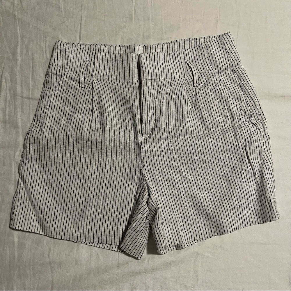 banana republic size 2 linen shorts